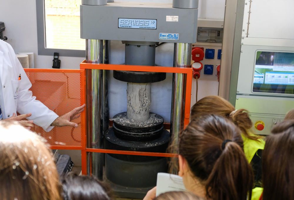 Alumnas de la ESO conocen la Ingeniería Civil