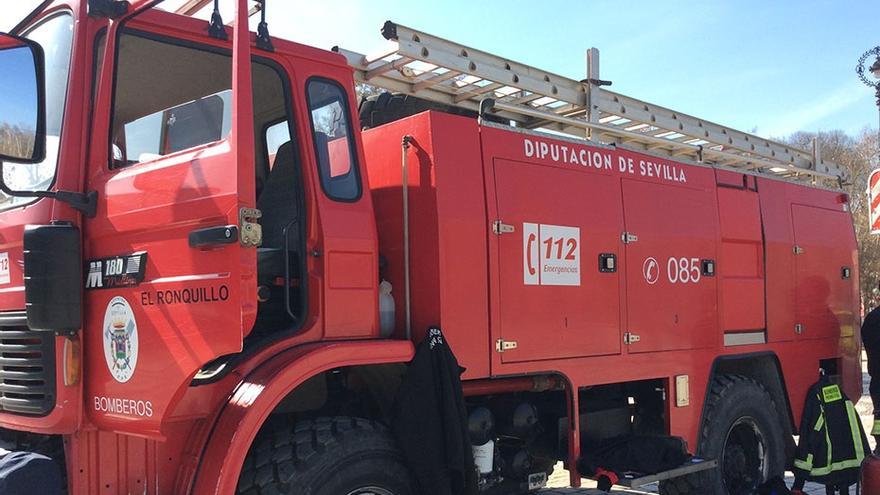 Un camión de bomberos de la Diputación de Sevilla