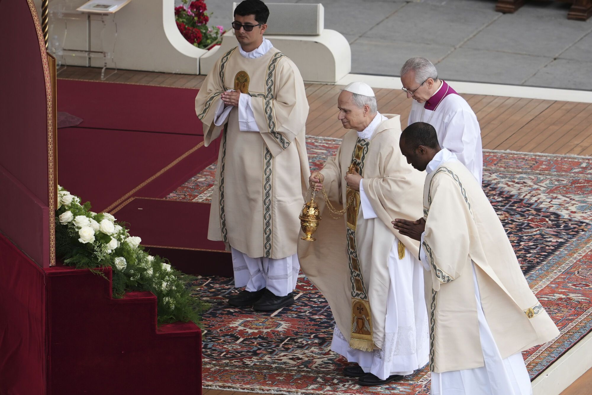 Pope Leo XIV holds Mass during the formal inauguration of his pontificate in St. Peter's Square at the Vatican, Sunday, May 18, 2025. (AP Photo/Jacquelyn Martin, Pool) Associated Press/LaPresse. EDITORIAL USE ONLY/ONLY ITALY AND SPAIN