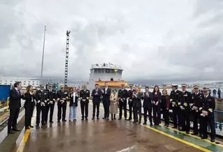 La Armada alaba el naval vigués y valora ya próximos encargos tras la botadura del «A22 Proserpina» de Freire
