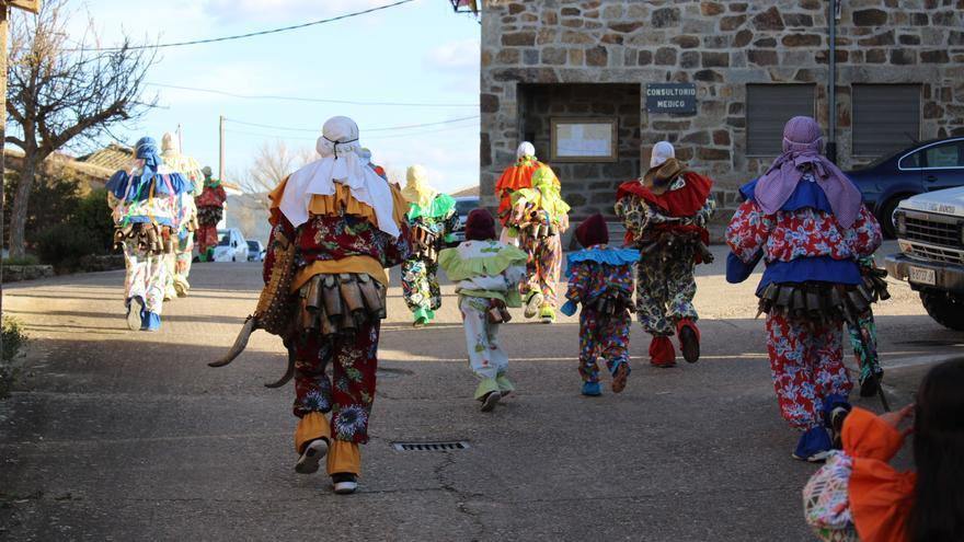 Los carnavales toman velocidad en Villanueva de Valrojo