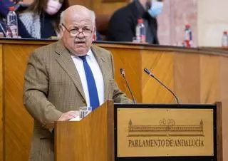 El consejero de Salud prevé que la Semana Santa en Andalucía no tendrá ninguna restricción