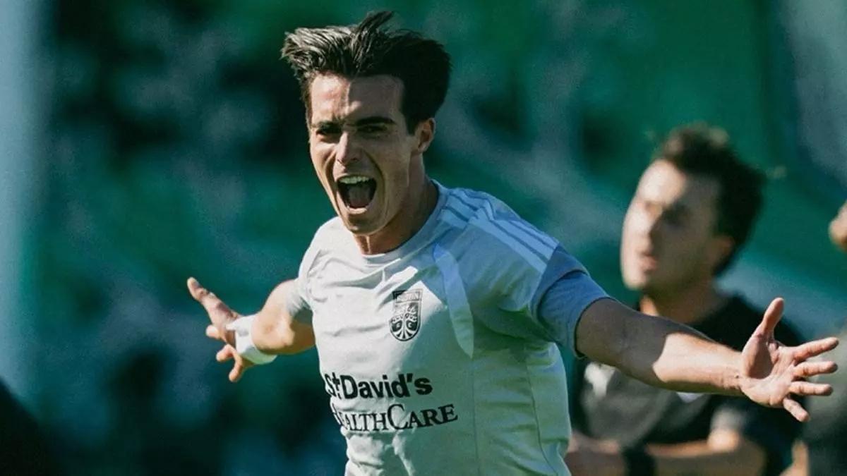 Jorge Alastuey debutó con el primer equipo del Austin.