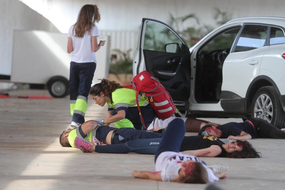 Simulacro de atropello múltiple en el campus de Cartagena de la UCAM