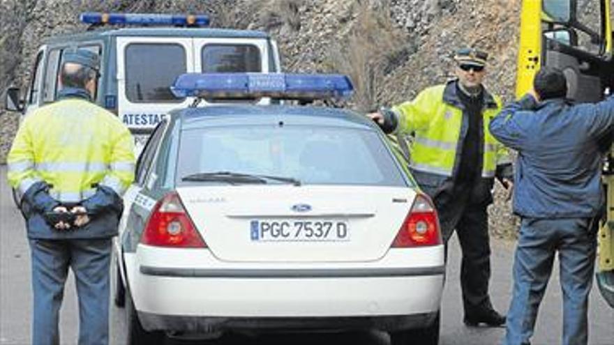 Un boxeador rumano ebrio golpea a guardias civiles en Benicàssim