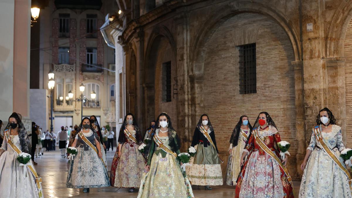 Búscate en el primer día de Ofrenda por las calles del Mar y Avellanas entre las 22:00 y 23:00 horas