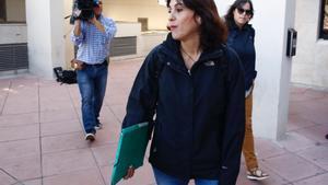 Juana Rivas a su llegada al juzgado.