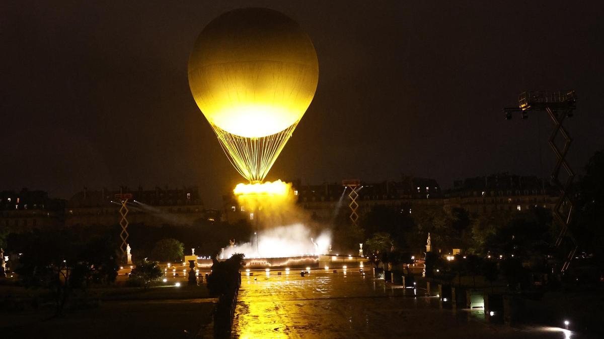 El pebetero dejará de arder en el cielo de París.