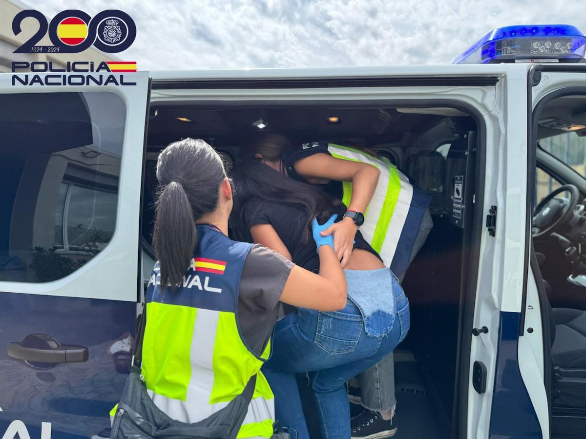 Expulsats d’Espanya 16 multireincidents per múltiples delictes comesos a Catalunya