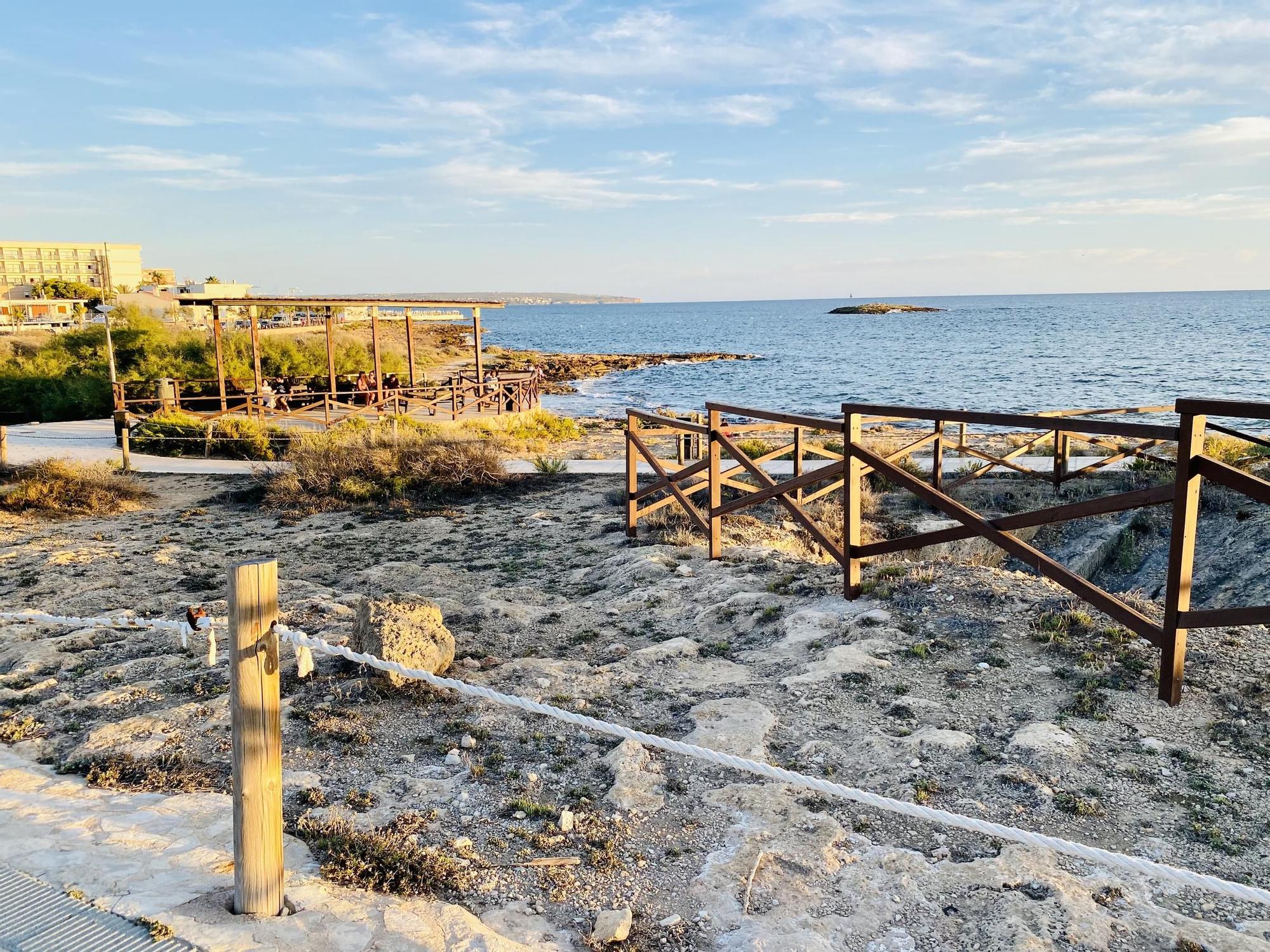 Onlyfans elena kamperi Elena Kamperi is a prominent Greek