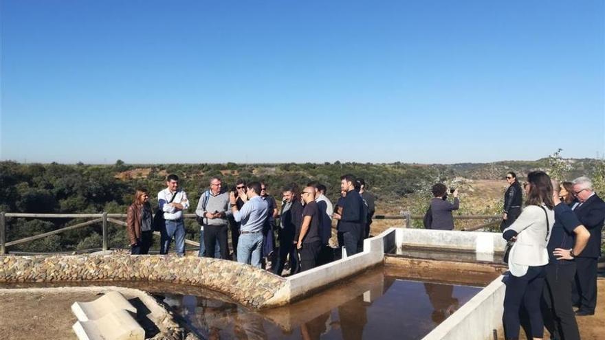 Una delegación del Gobierno de Turquía visita la presa de la Breña II
