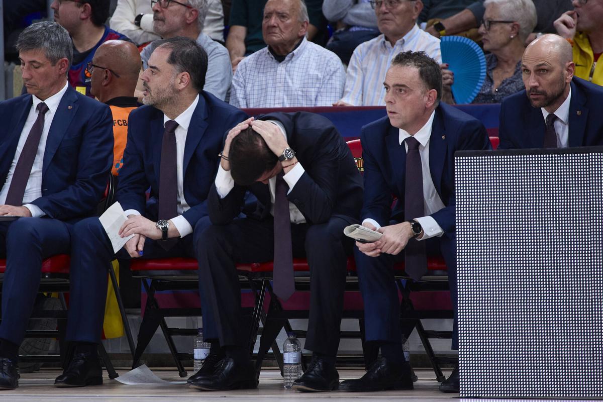 Xavi Pascual, deprimido, en un lance del partido ante el Panathinaikos.