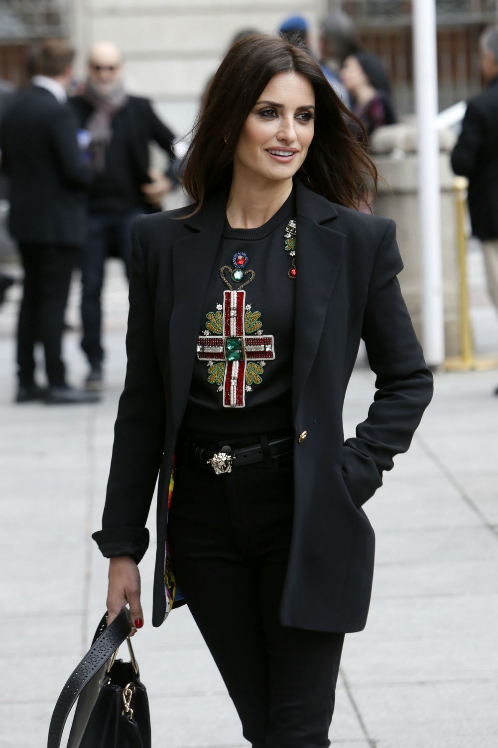 Penélope Cruz vestida de Versace en Madrid