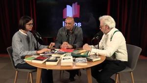 El superventas Xavier Bosch, en el primer episodio de ‘Libros y Cosas’