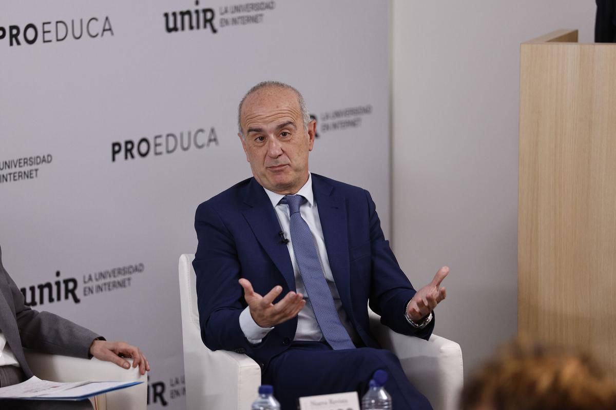 Ректоры Испании требуют расширить обучение на английском для иностранцев