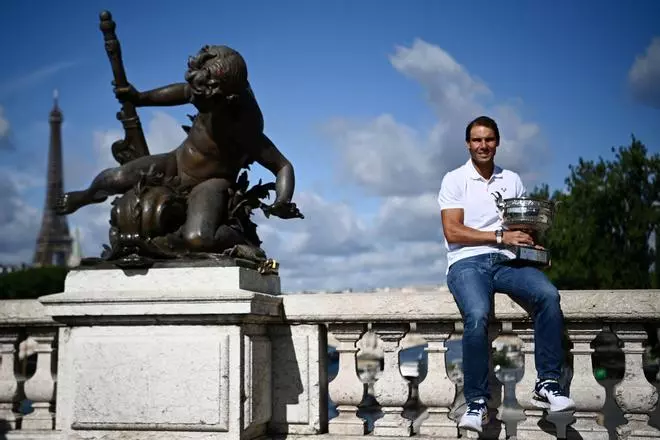 Nadal ya posa con su 14º Roland Garros