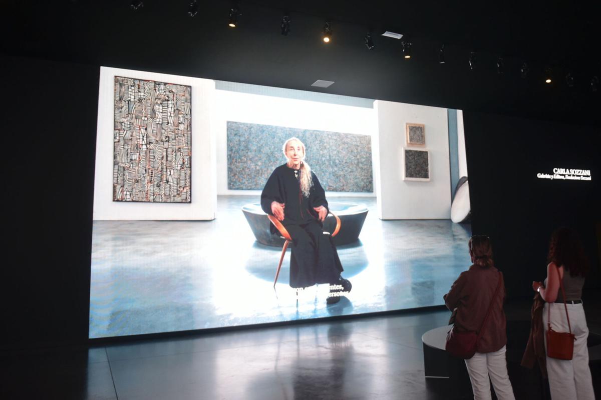 Exposición Doubts, de Paolo Roversi, en la Fundación Marta Ortega Pérez, en el puerto de A Coruña.
