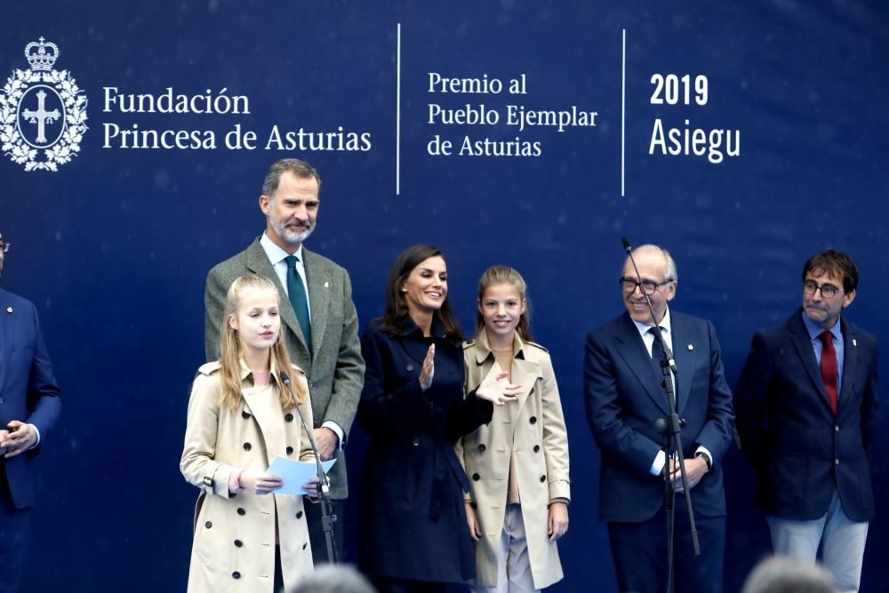 Así fue la visita real a Asiegu, Pueblo Ejemplar