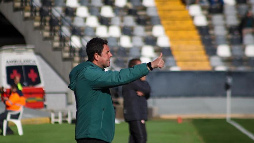 Ávila aprueba con nota en sus primeros diez partidos