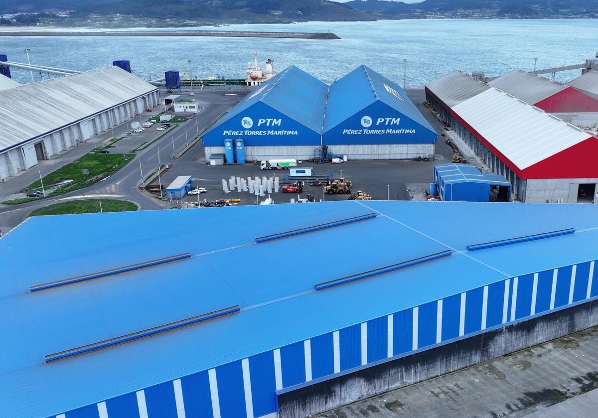 Almacenes de Pérez Torres en punta Langosteira.