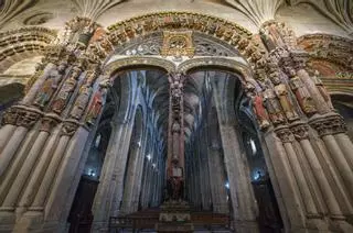 La catedral de Ourense, una joya turística que brilla: un 20% más de visitas, casi 50.000 al año