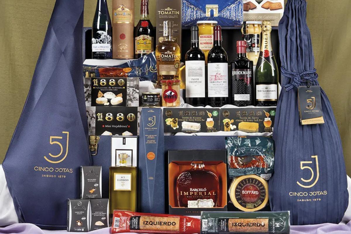 Así es la cesta de Navidad más cara de Alcalá de Henares