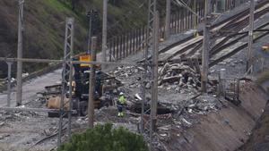 "Las inauguraciones dan publicidad a los políticos, el mantenimiento, no"