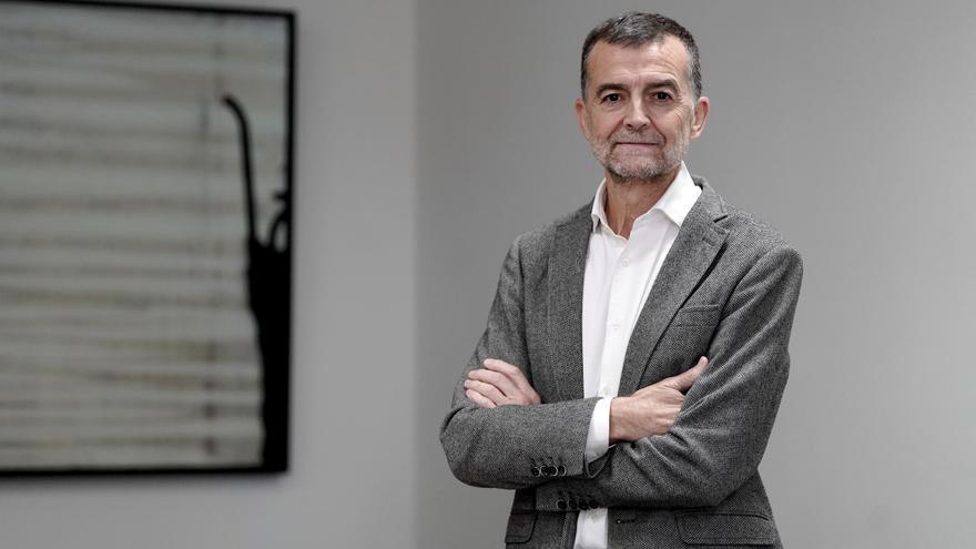 Antonio Maíllo (IU): &quot;La política se ha convertido en una categoría comunicativa, hay demasiada profesionalización&quot;