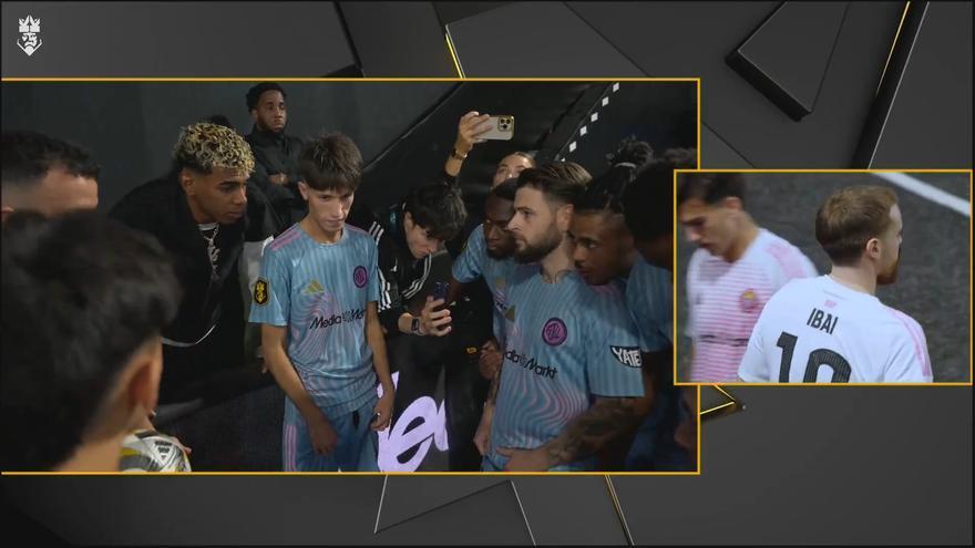 Lamine anima a sus jugadores antes del partido