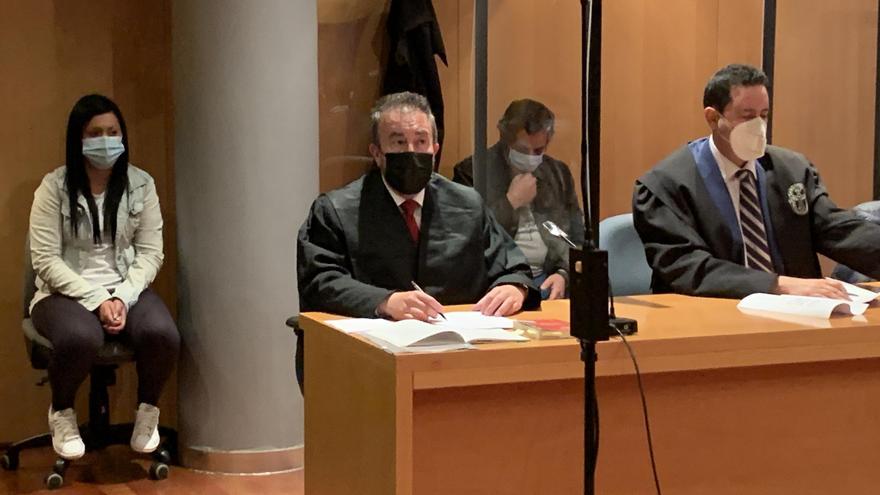 Crimen de La Felguera: el &quot;enamoramiento patológico&quot; del asesino reduce su pena a 12 años de cárcel, frente a los 22 años de la instigadora