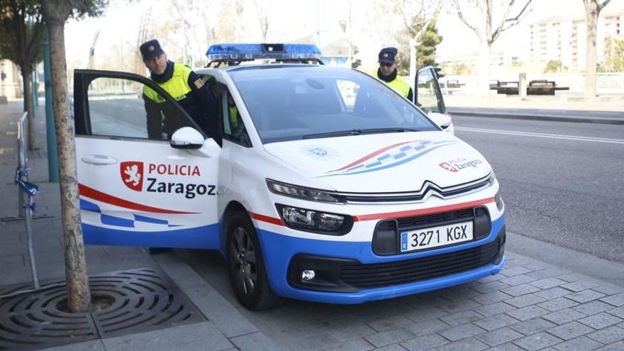 Imagen de archivo de una unidad de la Policía Local de Zaragoza