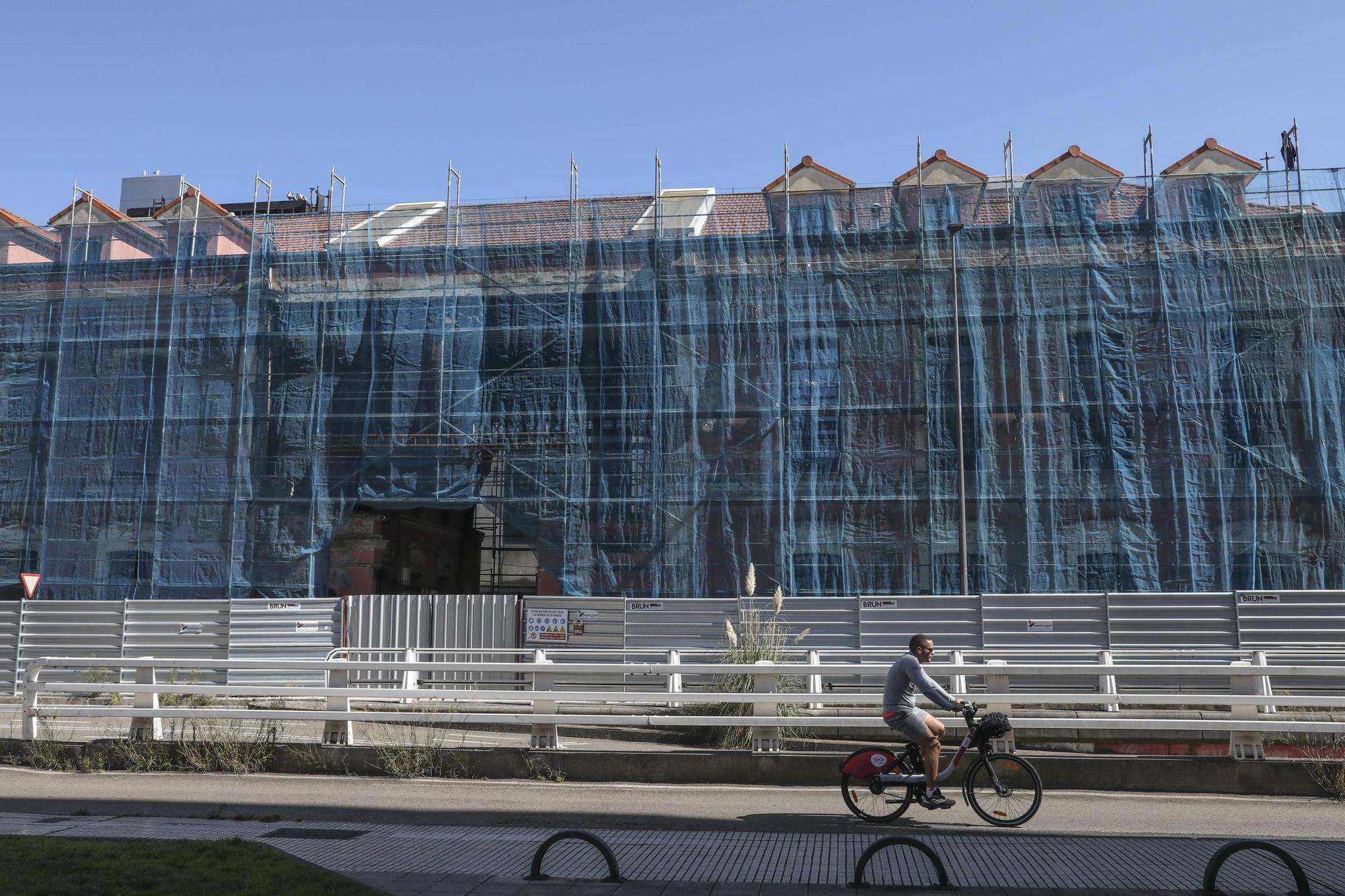 Del pasado al presente: una vista al Oeste de Gijón en imágenes