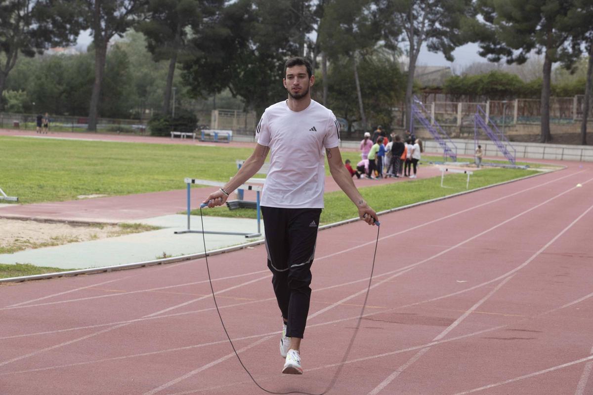 El atleta internacional, en la sesión preparatoria del jueves en Gandia