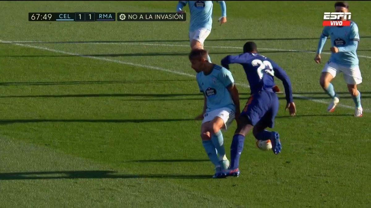 Tres penaltis le señalaron al Madrid ante el Celta para acabar ganando el partido Tres penaltis le señalaron al Madrid ante el Celta para acabar ganando el partido