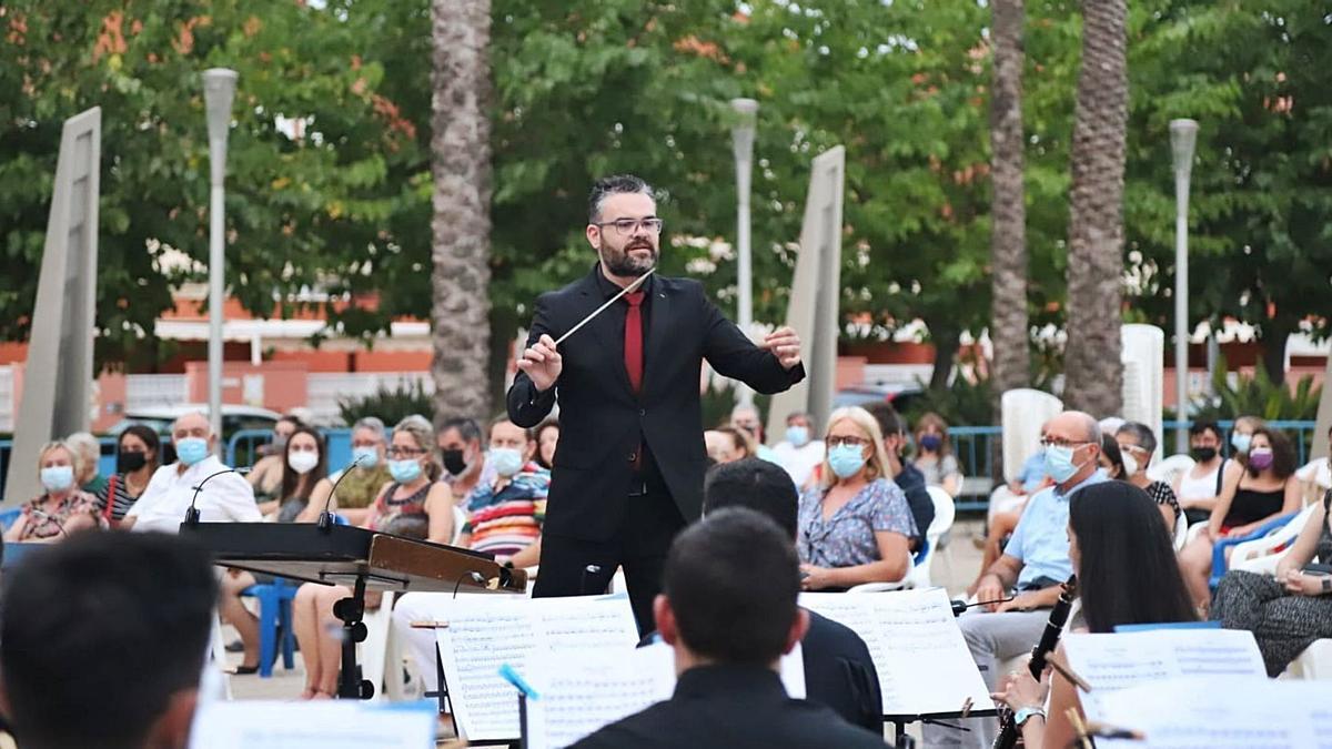 La Jove Banda Simfònica de la FSMCV torna a l’activitat amb els concerts de Navajas, Muro i Sant Joan d’Alacant