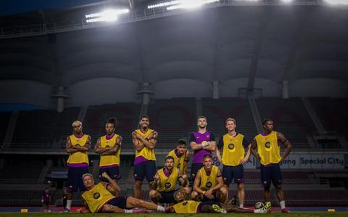Equipo ganado en el entrenamiento del Barça de este miércoles 30 de julio.