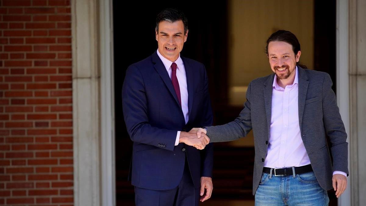 Pedro Sánchez se reúne con Pablo Iglesias de Unidas Podemos en la Moncloa.