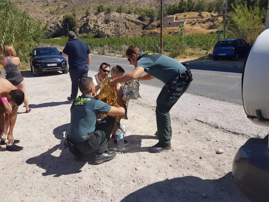 Un incendio forestal en el Menjú de Cieza rodea un