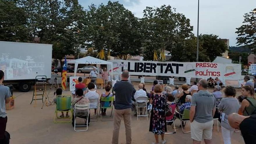 Un moment de l&#039;acte de divendres a Bescanó.