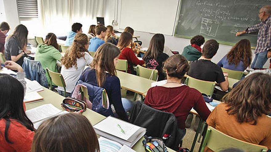 Francia necesita más de mil profesores de español