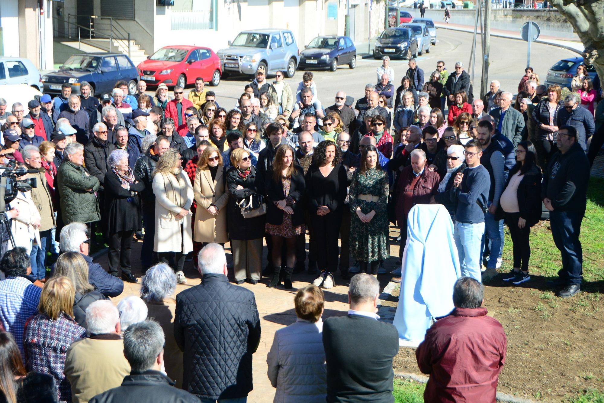 Homenaje a los 21 fallecidos del Villa de Pitanxo en Moaña