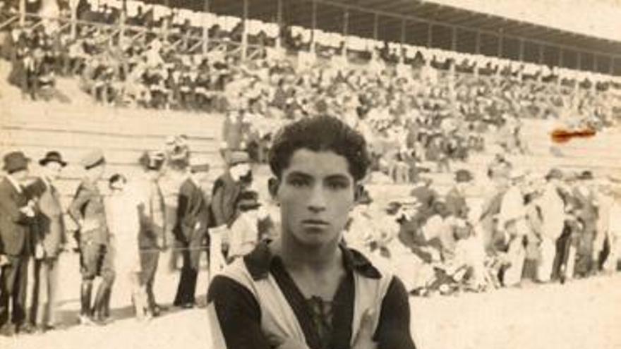 La leyenda de Padrón el 'Sueco', el primer canario en jugar con la Selección - Vimarsana News