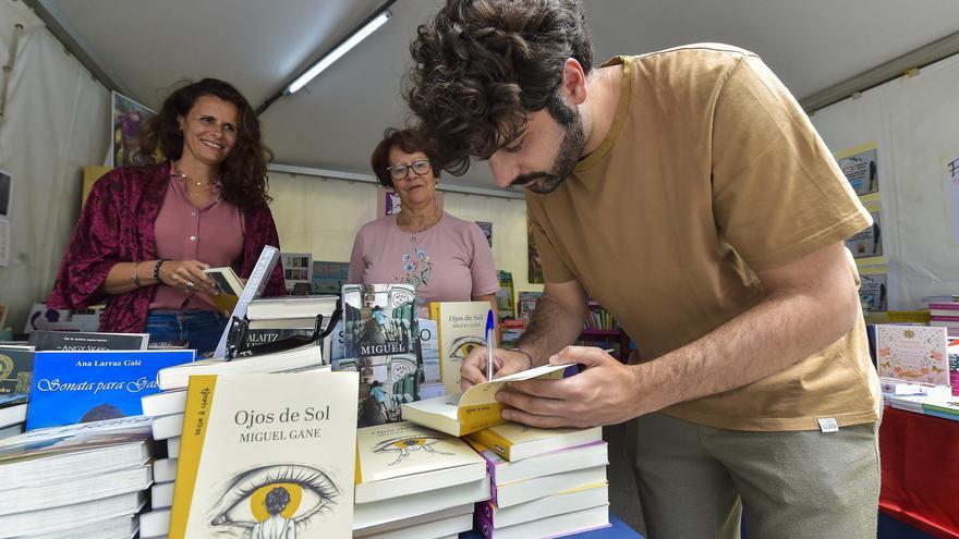 Miguel Gane rompe los clichés de la poesía y la acerca a un público joven