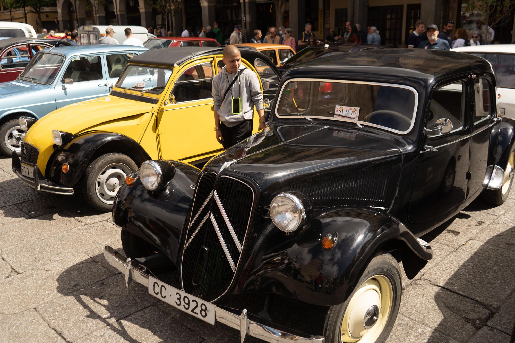 GALERÍA | Zamora huele a motor antiguo: concentración internacional de coches clásicos