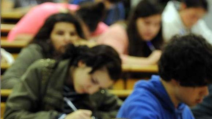 Medicina y Odontología exigen la nota más alta para matricularse en Galicia