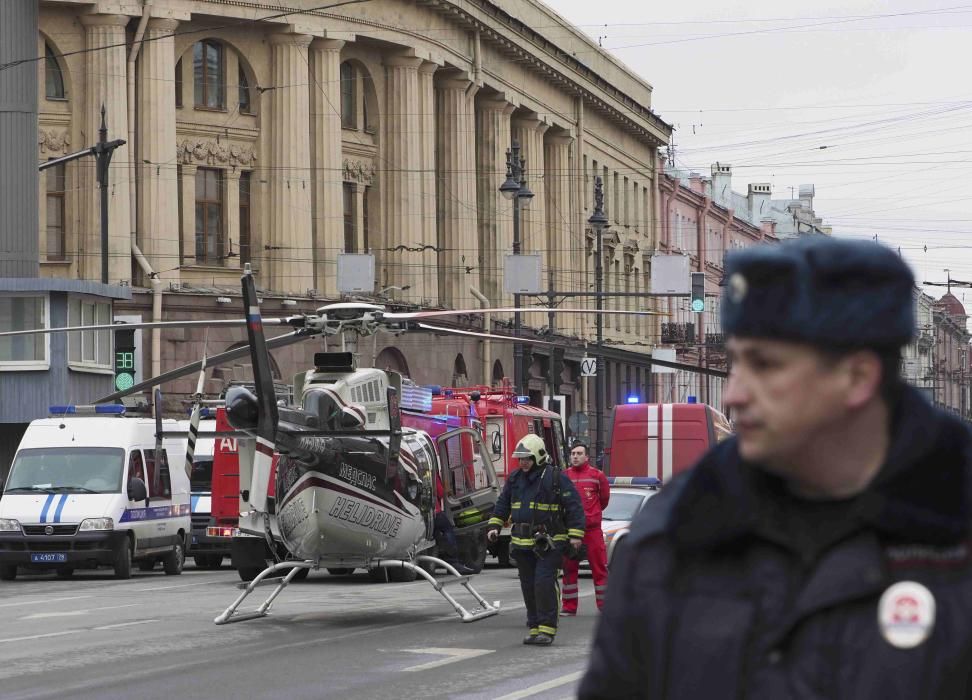 Una desena de morts i múltiples ferits en dues explosions a Sant Petersburg