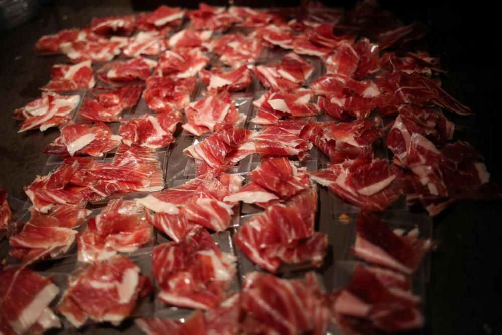 El jamón preparado para ser degustado.