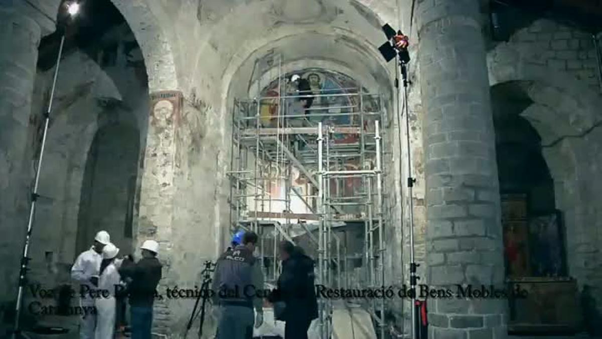 Retirada de la reproducció de les pintures de Sant Climent de Taüll.