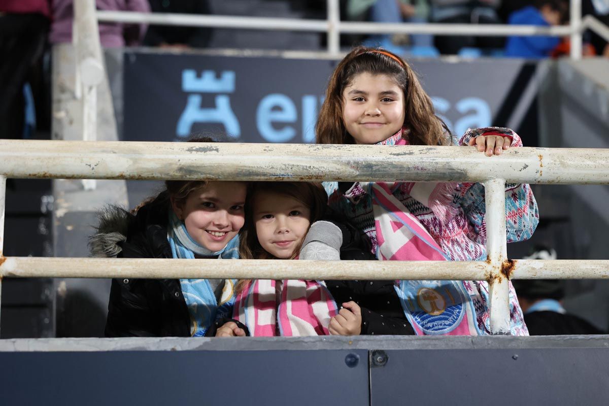¿Estuviste en el campo de Can Misses viendo el partido de la UD? Búscate en nuestra galería de fotos.