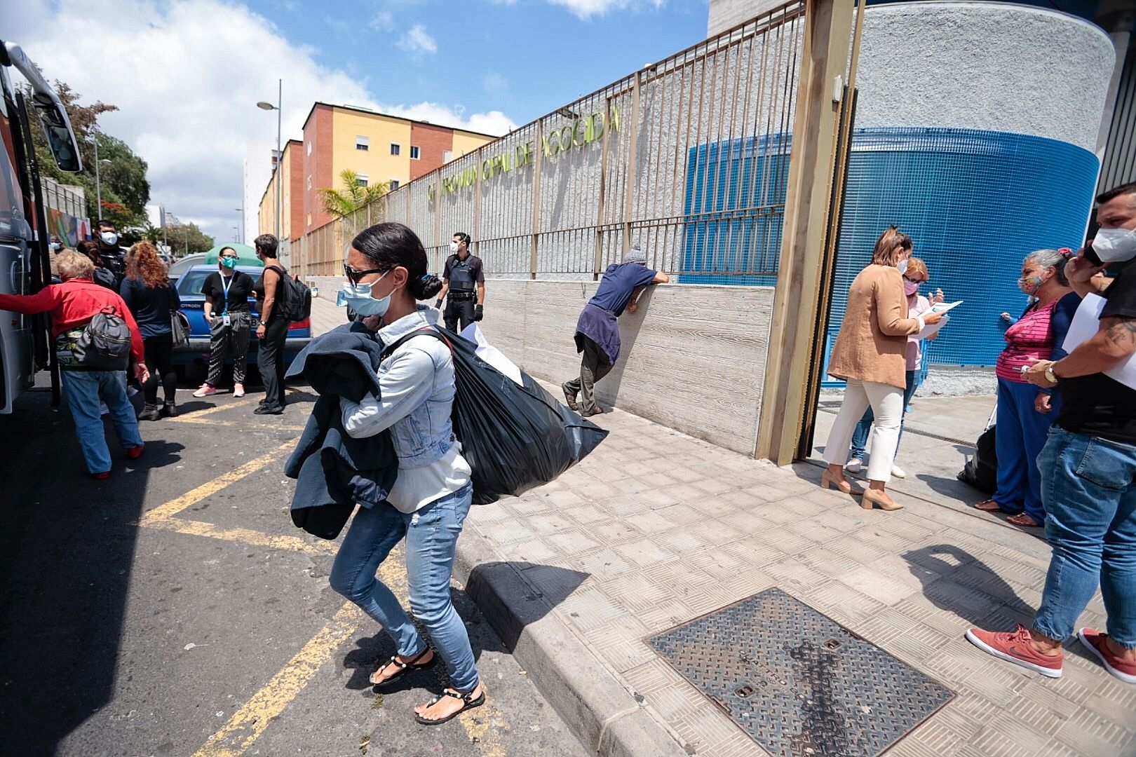 Desalojo del albergue de Santa Cruz por ocho casos de covid